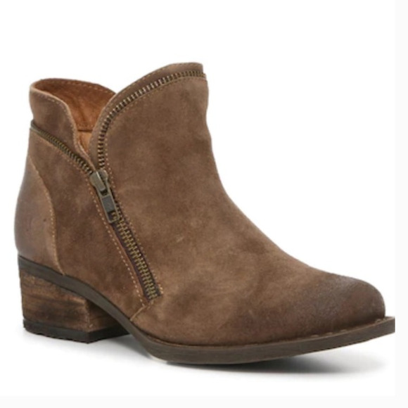 Born Montoro Bootie 8 Brown Suede Leather NWOT Ankle Boots Zip Academia boho - Picture 1 of 7
